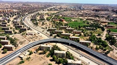 محافظ أسوان: سلسلة من الإنجازات يشهدها قطاع الطرق والكبارى بتنفيذ مشروعات جديدة