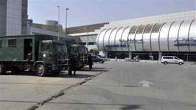 عندما يغيب الامان بمطار القاهرة.. تفاصيل تحرش عسكري امن مركزي ب أبنتا لواء شرطة بالمصعد