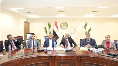 «حجازي» يصدر تنبيهات مهمة من غرفة عمليات الوزارة لمتابعة امتحانات الثانوية العامة 