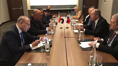 سامح شكري يعقد لقاء ثنائيا مع وزير خارجية روسيا الاتحادية