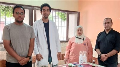مدير «تعليم الجيزة» يتابع لجان امتحانات الثانوية العامة من غرفة العمليات المركزية