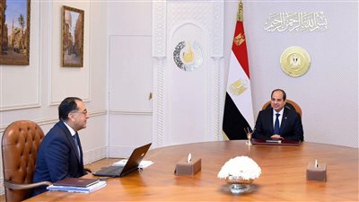 الرئيس السيسي يلتقي برئيس الحكومة للاطلاع على عدة ملفات