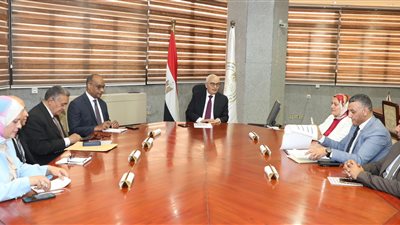 التعليم تعلن خطوط ساخنة للشكاوى والإبلاغ عن حالات الغش والاستفسارات بامتحانات الثانوية العامة