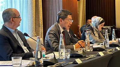 تفاصيل لقاء رئيس مصلحة الضرائب المصرية مع سفير دولة سنغافورة (صور)