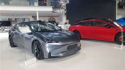 مستقبل صناعة السيارات الكهربائية الصينية في زمن الحمائية الأوروبية والأمريكية