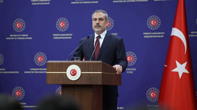 وزير الخارجية التركي: حكومة نتنياهو الأصولية تواصل مجازرها بشكل ممنهج