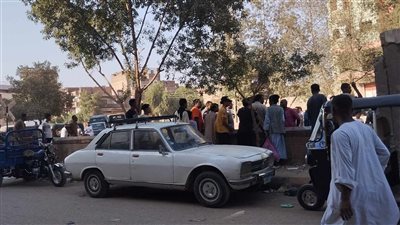 عاجل وصادم.. قطار يحول جثة شخص إلى اشلاء عند مزلقان البيطرى بأسوان