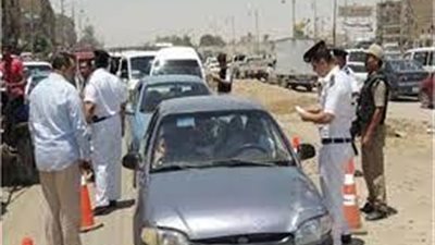 «الداخلية»: ضبط مخالفات مرورية متنوعة وسحب 1096 رخصة خلال 24 ساعة 