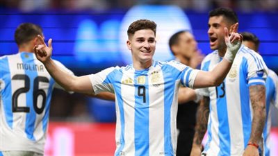 جوليان ألفاريز أفضل لاعب في مباراة الأرجنتين وكندا في كوبا أمريكا