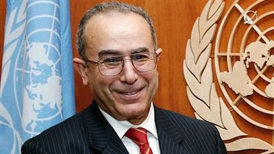 من هو رمطان لعمامرة وزير الخارجية الجزائري المرشح لرئاسة بعثة الأمم المتحدة بليبيا؟