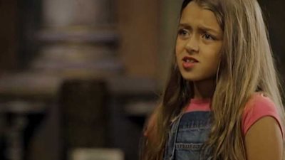  أول صورة لـ «سو» طفلة مسلسل الكبير أوي بعد إعلان حملها