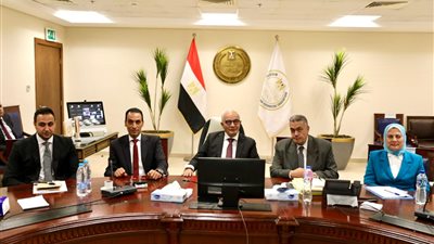 وزير التعليم يصدر تعليمات مهمة خلال متابعة امتحانات اللغة الثانية للثانوية العامة 