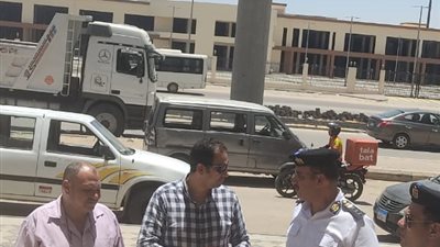 النجار: غلق وتشميع وقطع مرافق 18 وحدة سكنية مخالفة بمدينة 6 أكتوبر