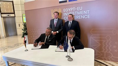 بالصور.. البنك الأوروبي لإعادة الإعمار يوقع مع CIB اتفاقيات تمويل بقيمة 60 مليون دولار لتعزيز الإقراض للاستثمارات الخضراء