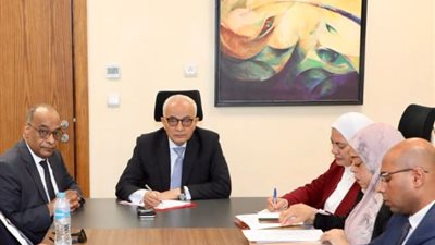 مفاجأة سارة بتقرير وزارة التعليم حول تقييم واحتساب درجات امتحان الفيزياء