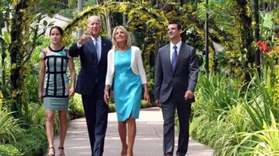 يجتمع مع عائلته..بايدن يحسم قراره بشأن انتخابات الرئاسة 