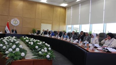 وزير الكهرباء يترأس الجمعية العامة للشركة المصرية لنقل الكهرباء