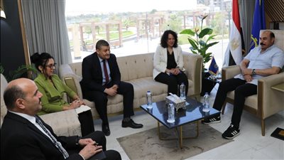 محافظ أسوان يلتقى ممثلى إدارة الأزمات والكوارث والحد من المخاطر بمجلس الوزراء ومكتب الأمم المتحدة