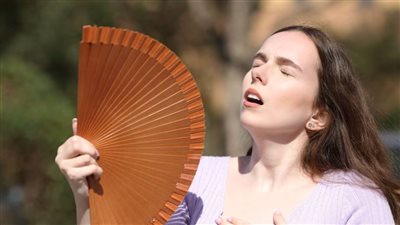 كيف تعالج مشاكل الطقس الحار الصحية؟