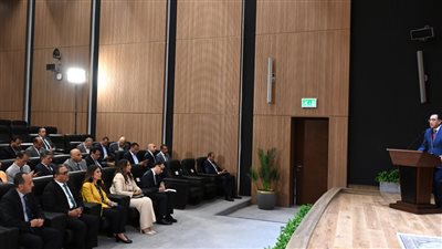 «مدبولي»: إسناد الصناعة والنقل لـ كامل الوزير بسبب الثقة الكبيرة في قدراته