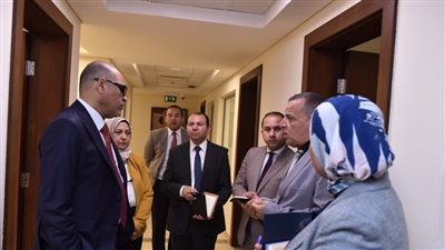 وزير العمل يتفقد مكاتب العاملين بمقر العاصمة الإدارية.. ويؤكد: مكتبي مفتوح للجميع