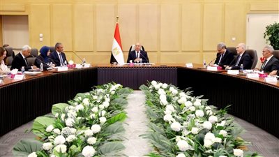 تصديق فوري من كامل الوزير لإعادة تشغيل المصانع المتعثرة