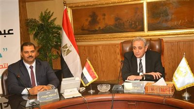 تفاصيل اجتماع محافظ الغربية بمديري المديريات الخدمية والشركات والهيئات بالمحافظة