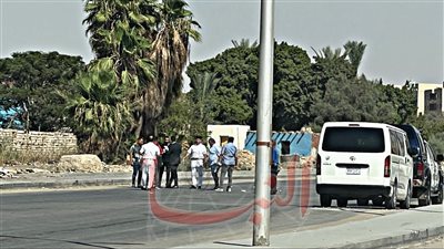 بالصور.. قاتل صديقه بحلوان يمثل الجريمة أمام النيابة العامة