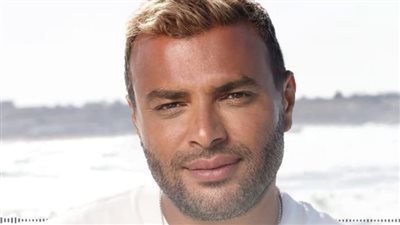 رامي صبري يكشف عن أسماء أغنيات ألبومه الجديد 
