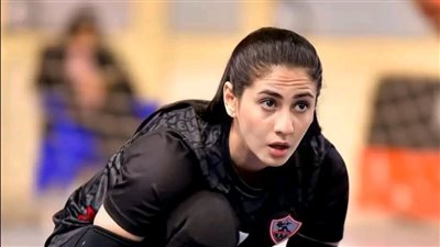 أيسل نديم تعلن الخلع من طائرة الزمالك