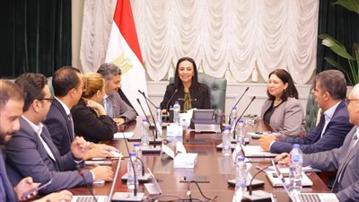 وزيرة التضامن: تشجيع أسر تكافل وكرامة على الاستفادة من برنامج «تحويشة» 