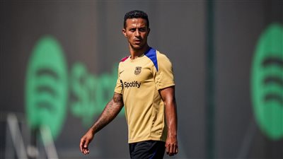 تياجو ألكانتارا ينضم لجهاز هانز فليك في برشلونة 