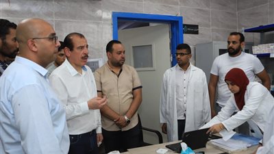 نائب وزير الصحة يؤكد على أهمية التنسيق بين مسؤولين المنظومة الصحية بمحافظة قنا