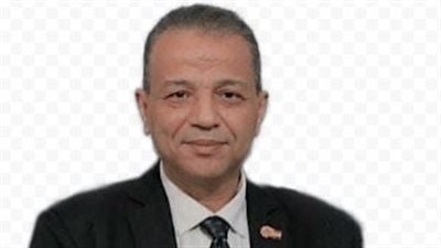 أستاذ فلسفة يطالب بلجنة محايدة لتقييم امتحان الفلسفة.. أخطأ بصياغة 3 أسئلة