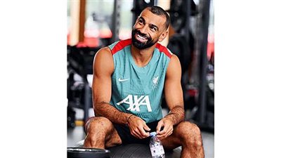 أسطورة الريدز السابق: هذا هو بديل صلاح المثالى فى ليفربول