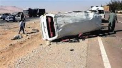 إصابة 6 أشخاص في حادث سير أمام مدينة الفيوم الجديدة