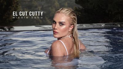 بصورتها في البحر.. نيكول سابا تروج لأحدث أغانيها 