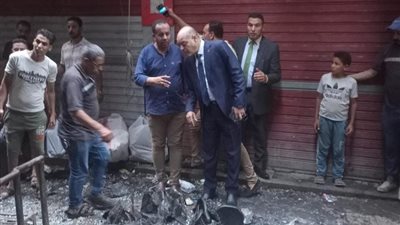 بتكليف من رئيس الحكومة.. وزير العمل يتوجه لموقع حريق حارة اليهود