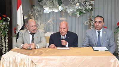 نقيب المعلمين يفتتح الدورة 97 لاسترايجية الأمن القومي بالتعاون مع الأكاديمية العسكرية للدراسات العليا 