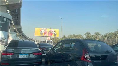 بسب ماسورة مياه.. تكدس مروري بالتسعين الجنوبي في التجمع