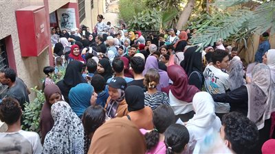 «مرمطة وخناقات» للحصول على استمارة الكشف الطبى للتقديم وفتح ملف بالمدارس 