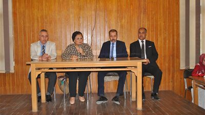 نائب وزير الصحة تلتقي بأكثر من ٤٥ سيدة بفرع المجلس القومي للسكان بسوهاج