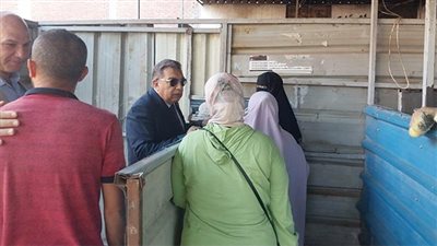 جولة مفاجئة لمحافظ الدقهلية بعدد من قرى المنصورة وإجراءات ضد المخالفين