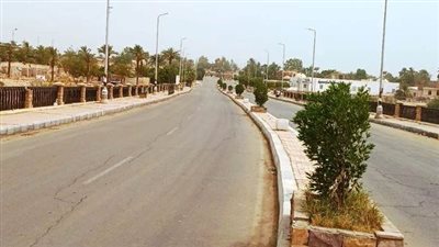 انتظام تشغيل محطات مياه الشرب والكهرباء بمدينة أبو سمبل وفتح الطريق البرى