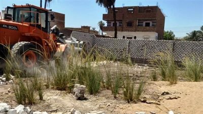 إزالة 15 حالة تعدى بمساحة 6119 متر في دراو وإدفو وأسوان