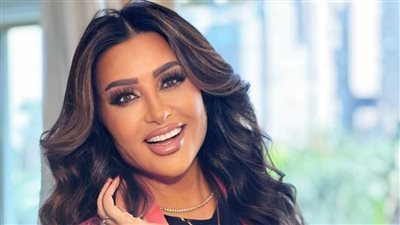  لطيفة تتصدر تريند العالم بألبوم «مفيش ممنوع»