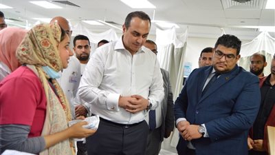 رئيس الرعاية الصحية يشيد بجهود الطواقم الطبية والإدارية بمنشآت الهيئة 