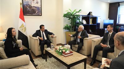 وزيرا الصحة والتضامن: تجديد كارت الخدمات المتكاملة في مدة لا تتعدى 30 يوما