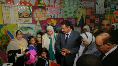 قيادات تعليم الجيزة تفتتح معرض مخرجات التعلم للمرحلة الابتدائية 