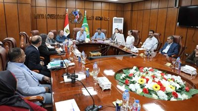 محافظ المنيا لأعضاء البرلمان: أولوية الجميع خدمة المواطن وعلينا الوصول لكل شبر